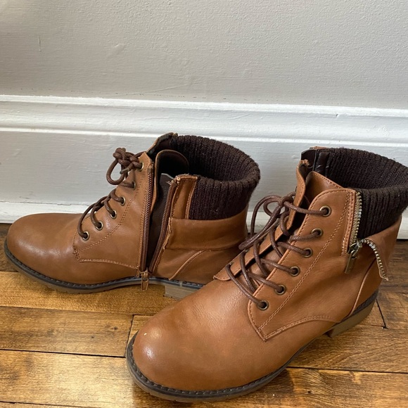 Caramel fashion ankle boots - Picture 2 of 5